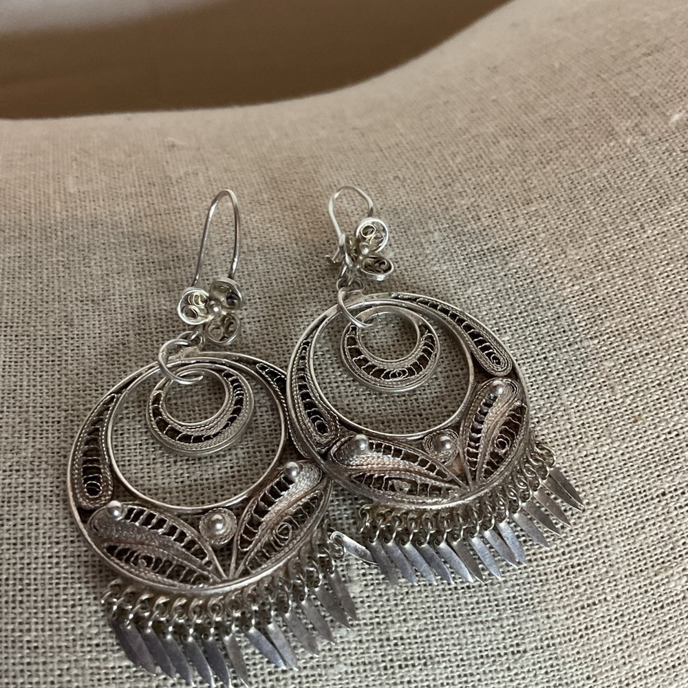 Vintage Silver Concentric  Filigree Hoop Earrings with Tassels - Picture 2 of 8